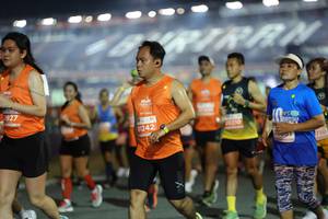 BIB: 927, 1242, 20210, 26001, 710
                            <button type="button" onclick="openModal(14497088)" class="btn btn-primary btn-sm float-right btn-popup" data-toggle="modal" data-target=".modal-high-quality">
                        <i class="fas fa-shopping-cart"></i> Add to Cart
                    </button>
                                            <button type="button" onclick="isThisMe(14497088, true)" class="btn btn-success btn-sm float-right btn-popup btn-isme hidden" data-toggle="tooltip" data-placement="bottom" title="นี่คือรูปของคุณใช่ไหม คลิกที่นี่เพื่อเอาเข้าอัลบั้ม">
                        <i class="fas fa-plus"></i> Add to album
                    </button>
                    <button type="button" onclick="isThisMe(14497088, false)" class="btn btn-warning btn-sm float-right btn-popup btn-isnotme hidden">
                        <i class="fas fa-ban"></i> Remove from album
                    </button>