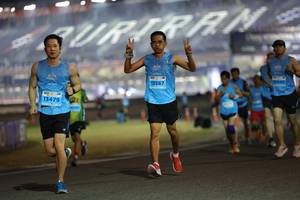 BIB: 13587, 0045, 13479
                            <button type="button" onclick="openModal(14628461)" class="btn btn-primary btn-sm float-right btn-popup" data-toggle="modal" data-target=".modal-high-quality">
                        <i class="fas fa-shopping-cart"></i> Add to Cart
                    </button>
                                            <button type="button" onclick="isThisMe(14628461, true)" class="btn btn-success btn-sm float-right btn-popup btn-isme hidden" data-toggle="tooltip" data-placement="bottom" title="นี่คือรูปของคุณใช่ไหม คลิกที่นี่เพื่อเอาเข้าอัลบั้ม">
                        <i class="fas fa-plus"></i> Add to album
                    </button>
                    <button type="button" onclick="isThisMe(14628461, false)" class="btn btn-warning btn-sm float-right btn-popup btn-isnotme hidden">
                        <i class="fas fa-ban"></i> Remove from album
                    </button>