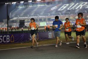 BIB: 2822, 161
                            <button type="button" onclick="openModal(14549971)" class="btn btn-primary btn-sm float-right btn-popup" data-toggle="modal" data-target=".modal-high-quality">
                        <i class="fas fa-shopping-cart"></i> Add to Cart
                    </button>
                                            <button type="button" onclick="isThisMe(14549971, true)" class="btn btn-success btn-sm float-right btn-popup btn-isme hidden" data-toggle="tooltip" data-placement="bottom" title="นี่คือรูปของคุณใช่ไหม คลิกที่นี่เพื่อเอาเข้าอัลบั้ม">
                        <i class="fas fa-plus"></i> Add to album
                    </button>
                    <button type="button" onclick="isThisMe(14549971, false)" class="btn btn-warning btn-sm float-right btn-popup btn-isnotme hidden">
                        <i class="fas fa-ban"></i> Remove from album
                    </button>