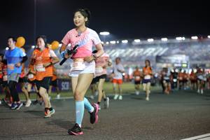 BIB: 225
                            <button type="button" onclick="openModal(14575014)" class="btn btn-primary btn-sm float-right btn-popup" data-toggle="modal" data-target=".modal-high-quality">
                        <i class="fas fa-shopping-cart"></i> Add to Cart
                    </button>
                                            <button type="button" onclick="isThisMe(14575014, true)" class="btn btn-success btn-sm float-right btn-popup btn-isme hidden" data-toggle="tooltip" data-placement="bottom" title="นี่คือรูปของคุณใช่ไหม คลิกที่นี่เพื่อเอาเข้าอัลบั้ม">
                        <i class="fas fa-plus"></i> Add to album
                    </button>
                    <button type="button" onclick="isThisMe(14575014, false)" class="btn btn-warning btn-sm float-right btn-popup btn-isnotme hidden">
                        <i class="fas fa-ban"></i> Remove from album
                    </button>