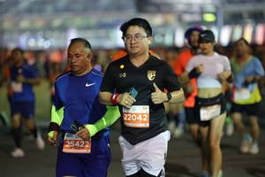 BIB: 22042, 25422
                            <button type="button" onclick="openModal(14654964)" class="btn btn-primary btn-sm float-right btn-popup" data-toggle="modal" data-target=".modal-high-quality">
                        <i class="fas fa-shopping-cart"></i> Add to Cart
                    </button>
                                            <button type="button" onclick="isThisMe(14654964, true)" class="btn btn-success btn-sm float-right btn-popup btn-isme hidden" data-toggle="tooltip" data-placement="bottom" title="นี่คือรูปของคุณใช่ไหม คลิกที่นี่เพื่อเอาเข้าอัลบั้ม">
                        <i class="fas fa-plus"></i> Add to album
                    </button>
                    <button type="button" onclick="isThisMe(14654964, false)" class="btn btn-warning btn-sm float-right btn-popup btn-isnotme hidden">
                        <i class="fas fa-ban"></i> Remove from album
                    </button>