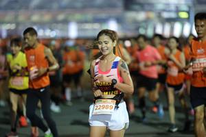 BIB: 22989
                            <button type="button" onclick="openModal(14638906)" class="btn btn-primary btn-sm float-right btn-popup" data-toggle="modal" data-target=".modal-high-quality">
                        <i class="fas fa-shopping-cart"></i> Add to Cart
                    </button>
                                            <button type="button" onclick="isThisMe(14638906, true)" class="btn btn-success btn-sm float-right btn-popup btn-isme hidden" data-toggle="tooltip" data-placement="bottom" title="นี่คือรูปของคุณใช่ไหม คลิกที่นี่เพื่อเอาเข้าอัลบั้ม">
                        <i class="fas fa-plus"></i> Add to album
                    </button>
                    <button type="button" onclick="isThisMe(14638906, false)" class="btn btn-warning btn-sm float-right btn-popup btn-isnotme hidden">
                        <i class="fas fa-ban"></i> Remove from album
                    </button>