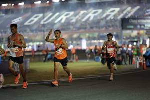 BIB: 21749, 26493, 20632
                            <button type="button" onclick="openModal(14518909)" class="btn btn-primary btn-sm float-right btn-popup" data-toggle="modal" data-target=".modal-high-quality">
                        <i class="fas fa-shopping-cart"></i> Add to Cart
                    </button>
                                            <button type="button" onclick="isThisMe(14518909, true)" class="btn btn-success btn-sm float-right btn-popup btn-isme hidden" data-toggle="tooltip" data-placement="bottom" title="นี่คือรูปของคุณใช่ไหม คลิกที่นี่เพื่อเอาเข้าอัลบั้ม">
                        <i class="fas fa-plus"></i> Add to album
                    </button>
                    <button type="button" onclick="isThisMe(14518909, false)" class="btn btn-warning btn-sm float-right btn-popup btn-isnotme hidden">
                        <i class="fas fa-ban"></i> Remove from album
                    </button>