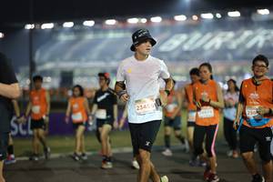 BIB: 2349, 296
                            <button type="button" onclick="openModal(14461341)" class="btn btn-primary btn-sm float-right btn-popup" data-toggle="modal" data-target=".modal-high-quality">
                        <i class="fas fa-shopping-cart"></i> Add to Cart
                    </button>
                                            <button type="button" onclick="isThisMe(14461341, true)" class="btn btn-success btn-sm float-right btn-popup btn-isme hidden" data-toggle="tooltip" data-placement="bottom" title="นี่คือรูปของคุณใช่ไหม คลิกที่นี่เพื่อเอาเข้าอัลบั้ม">
                        <i class="fas fa-plus"></i> Add to album
                    </button>
                    <button type="button" onclick="isThisMe(14461341, false)" class="btn btn-warning btn-sm float-right btn-popup btn-isnotme hidden">
                        <i class="fas fa-ban"></i> Remove from album
                    </button>