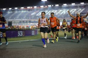 BIB: 2886, 25610, 132
                            <button type="button" onclick="openModal(14553682)" class="btn btn-primary btn-sm float-right btn-popup" data-toggle="modal" data-target=".modal-high-quality">
                        <i class="fas fa-shopping-cart"></i> Add to Cart
                    </button>
                                            <button type="button" onclick="isThisMe(14553682, true)" class="btn btn-success btn-sm float-right btn-popup btn-isme hidden" data-toggle="tooltip" data-placement="bottom" title="นี่คือรูปของคุณใช่ไหม คลิกที่นี่เพื่อเอาเข้าอัลบั้ม">
                        <i class="fas fa-plus"></i> Add to album
                    </button>
                    <button type="button" onclick="isThisMe(14553682, false)" class="btn btn-warning btn-sm float-right btn-popup btn-isnotme hidden">
                        <i class="fas fa-ban"></i> Remove from album
                    </button>