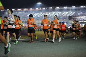 BIB: 26898, 3630, 21775, 23699, 21453
                            <button type="button" onclick="openModal(14579134)" class="btn btn-primary btn-sm float-right btn-popup" data-toggle="modal" data-target=".modal-high-quality">
                        <i class="fas fa-shopping-cart"></i> Add to Cart
                    </button>
                                            <button type="button" onclick="isThisMe(14579134, true)" class="btn btn-success btn-sm float-right btn-popup btn-isme hidden" data-toggle="tooltip" data-placement="bottom" title="นี่คือรูปของคุณใช่ไหม คลิกที่นี่เพื่อเอาเข้าอัลบั้ม">
                        <i class="fas fa-plus"></i> Add to album
                    </button>
                    <button type="button" onclick="isThisMe(14579134, false)" class="btn btn-warning btn-sm float-right btn-popup btn-isnotme hidden">
                        <i class="fas fa-ban"></i> Remove from album
                    </button>