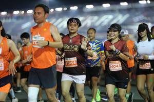 BIB: 2342, 21956, 24043, 29238
                            <button type="button" onclick="openModal(14480415)" class="btn btn-primary btn-sm float-right btn-popup" data-toggle="modal" data-target=".modal-high-quality">
                        <i class="fas fa-shopping-cart"></i> Add to Cart
                    </button>
                                            <button type="button" onclick="isThisMe(14480415, true)" class="btn btn-success btn-sm float-right btn-popup btn-isme hidden" data-toggle="tooltip" data-placement="bottom" title="นี่คือรูปของคุณใช่ไหม คลิกที่นี่เพื่อเอาเข้าอัลบั้ม">
                        <i class="fas fa-plus"></i> Add to album
                    </button>
                    <button type="button" onclick="isThisMe(14480415, false)" class="btn btn-warning btn-sm float-right btn-popup btn-isnotme hidden">
                        <i class="fas fa-ban"></i> Remove from album
                    </button>