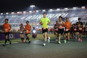 BIB: 22792, 
                            <button type="button" onclick="openModal(14558004)" class="btn btn-primary btn-sm float-right btn-popup" data-toggle="modal" data-target=".modal-high-quality">
                        <i class="fas fa-shopping-cart"></i> Add to Cart
                    </button>
                                            <button type="button" onclick="isThisMe(14558004, true)" class="btn btn-success btn-sm float-right btn-popup btn-isme hidden" data-toggle="tooltip" data-placement="bottom" title="นี่คือรูปของคุณใช่ไหม คลิกที่นี่เพื่อเอาเข้าอัลบั้ม">
                        <i class="fas fa-plus"></i> Add to album
                    </button>
                    <button type="button" onclick="isThisMe(14558004, false)" class="btn btn-warning btn-sm float-right btn-popup btn-isnotme hidden">
                        <i class="fas fa-ban"></i> Remove from album
                    </button>