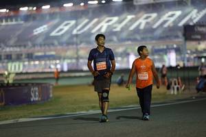 BIB: 20936, 22581
                            <button type="button" onclick="openModal(14565376)" class="btn btn-primary btn-sm float-right btn-popup" data-toggle="modal" data-target=".modal-high-quality">
                        <i class="fas fa-shopping-cart"></i> Add to Cart
                    </button>
                                            <button type="button" onclick="isThisMe(14565376, true)" class="btn btn-success btn-sm float-right btn-popup btn-isme hidden" data-toggle="tooltip" data-placement="bottom" title="นี่คือรูปของคุณใช่ไหม คลิกที่นี่เพื่อเอาเข้าอัลบั้ม">
                        <i class="fas fa-plus"></i> Add to album
                    </button>
                    <button type="button" onclick="isThisMe(14565376, false)" class="btn btn-warning btn-sm float-right btn-popup btn-isnotme hidden">
                        <i class="fas fa-ban"></i> Remove from album
                    </button>