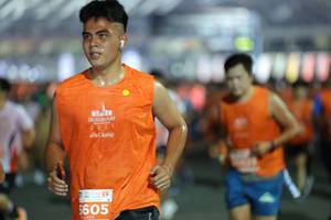 BIB: 2021, 5605
                            <button type="button" onclick="openModal(14647540)" class="btn btn-primary btn-sm float-right btn-popup" data-toggle="modal" data-target=".modal-high-quality">
                        <i class="fas fa-shopping-cart"></i> Add to Cart
                    </button>
                                            <button type="button" onclick="isThisMe(14647540, true)" class="btn btn-success btn-sm float-right btn-popup btn-isme hidden" data-toggle="tooltip" data-placement="bottom" title="นี่คือรูปของคุณใช่ไหม คลิกที่นี่เพื่อเอาเข้าอัลบั้ม">
                        <i class="fas fa-plus"></i> Add to album
                    </button>
                    <button type="button" onclick="isThisMe(14647540, false)" class="btn btn-warning btn-sm float-right btn-popup btn-isnotme hidden">
                        <i class="fas fa-ban"></i> Remove from album
                    </button>