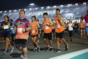 BIB: 273, 23661, 28315, 28408, 26198, 090
                            <button type="button" onclick="openModal(14520593)" class="btn btn-primary btn-sm float-right btn-popup" data-toggle="modal" data-target=".modal-high-quality">
                        <i class="fas fa-shopping-cart"></i> Add to Cart
                    </button>
                                            <button type="button" onclick="isThisMe(14520593, true)" class="btn btn-success btn-sm float-right btn-popup btn-isme hidden" data-toggle="tooltip" data-placement="bottom" title="นี่คือรูปของคุณใช่ไหม คลิกที่นี่เพื่อเอาเข้าอัลบั้ม">
                        <i class="fas fa-plus"></i> Add to album
                    </button>
                    <button type="button" onclick="isThisMe(14520593, false)" class="btn btn-warning btn-sm float-right btn-popup btn-isnotme hidden">
                        <i class="fas fa-ban"></i> Remove from album
                    </button>