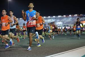 BIB: 21524
                            <button type="button" onclick="openModal(14543150)" class="btn btn-primary btn-sm float-right btn-popup" data-toggle="modal" data-target=".modal-high-quality">
                        <i class="fas fa-shopping-cart"></i> Add to Cart
                    </button>
                                            <button type="button" onclick="isThisMe(14543150, true)" class="btn btn-success btn-sm float-right btn-popup btn-isme hidden" data-toggle="tooltip" data-placement="bottom" title="นี่คือรูปของคุณใช่ไหม คลิกที่นี่เพื่อเอาเข้าอัลบั้ม">
                        <i class="fas fa-plus"></i> Add to album
                    </button>
                    <button type="button" onclick="isThisMe(14543150, false)" class="btn btn-warning btn-sm float-right btn-popup btn-isnotme hidden">
                        <i class="fas fa-ban"></i> Remove from album
                    </button>