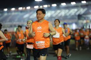 BIB: 26300
                            <button type="button" onclick="openModal(14443166)" class="btn btn-primary btn-sm float-right btn-popup" data-toggle="modal" data-target=".modal-high-quality">
                        <i class="fas fa-shopping-cart"></i> Add to Cart
                    </button>
                                            <button type="button" onclick="isThisMe(14443166, true)" class="btn btn-success btn-sm float-right btn-popup btn-isme hidden" data-toggle="tooltip" data-placement="bottom" title="นี่คือรูปของคุณใช่ไหม คลิกที่นี่เพื่อเอาเข้าอัลบั้ม">
                        <i class="fas fa-plus"></i> Add to album
                    </button>
                    <button type="button" onclick="isThisMe(14443166, false)" class="btn btn-warning btn-sm float-right btn-popup btn-isnotme hidden">
                        <i class="fas fa-ban"></i> Remove from album
                    </button>