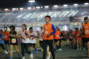 BIB: 26480, 28130
                            <button type="button" onclick="openModal(14470713)" class="btn btn-primary btn-sm float-right btn-popup" data-toggle="modal" data-target=".modal-high-quality">
                        <i class="fas fa-shopping-cart"></i> Add to Cart
                    </button>
                                            <button type="button" onclick="isThisMe(14470713, true)" class="btn btn-success btn-sm float-right btn-popup btn-isme hidden" data-toggle="tooltip" data-placement="bottom" title="นี่คือรูปของคุณใช่ไหม คลิกที่นี่เพื่อเอาเข้าอัลบั้ม">
                        <i class="fas fa-plus"></i> Add to album
                    </button>
                    <button type="button" onclick="isThisMe(14470713, false)" class="btn btn-warning btn-sm float-right btn-popup btn-isnotme hidden">
                        <i class="fas fa-ban"></i> Remove from album
                    </button>