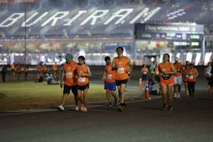 BIB: 0733, 29777
                            <button type="button" onclick="openModal(14541210)" class="btn btn-primary btn-sm float-right btn-popup" data-toggle="modal" data-target=".modal-high-quality">
                        <i class="fas fa-shopping-cart"></i> Add to Cart
                    </button>
                                            <button type="button" onclick="isThisMe(14541210, true)" class="btn btn-success btn-sm float-right btn-popup btn-isme hidden" data-toggle="tooltip" data-placement="bottom" title="นี่คือรูปของคุณใช่ไหม คลิกที่นี่เพื่อเอาเข้าอัลบั้ม">
                        <i class="fas fa-plus"></i> Add to album
                    </button>
                    <button type="button" onclick="isThisMe(14541210, false)" class="btn btn-warning btn-sm float-right btn-popup btn-isnotme hidden">
                        <i class="fas fa-ban"></i> Remove from album
                    </button>