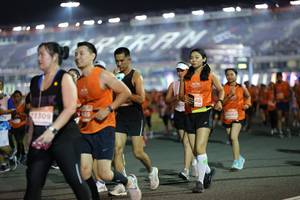 BIB: 93309, 4062
                            <button type="button" onclick="openModal(14490155)" class="btn btn-primary btn-sm float-right btn-popup" data-toggle="modal" data-target=".modal-high-quality">
                        <i class="fas fa-shopping-cart"></i> Add to Cart
                    </button>
                                            <button type="button" onclick="isThisMe(14490155, true)" class="btn btn-success btn-sm float-right btn-popup btn-isme hidden" data-toggle="tooltip" data-placement="bottom" title="นี่คือรูปของคุณใช่ไหม คลิกที่นี่เพื่อเอาเข้าอัลบั้ม">
                        <i class="fas fa-plus"></i> Add to album
                    </button>
                    <button type="button" onclick="isThisMe(14490155, false)" class="btn btn-warning btn-sm float-right btn-popup btn-isnotme hidden">
                        <i class="fas fa-ban"></i> Remove from album
                    </button>