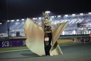 BIB: 29323
                            <button type="button" onclick="openModal(14567584)" class="btn btn-primary btn-sm float-right btn-popup" data-toggle="modal" data-target=".modal-high-quality">
                        <i class="fas fa-shopping-cart"></i> Add to Cart
                    </button>
                                            <button type="button" onclick="isThisMe(14567584, true)" class="btn btn-success btn-sm float-right btn-popup btn-isme hidden" data-toggle="tooltip" data-placement="bottom" title="นี่คือรูปของคุณใช่ไหม คลิกที่นี่เพื่อเอาเข้าอัลบั้ม">
                        <i class="fas fa-plus"></i> Add to album
                    </button>
                    <button type="button" onclick="isThisMe(14567584, false)" class="btn btn-warning btn-sm float-right btn-popup btn-isnotme hidden">
                        <i class="fas fa-ban"></i> Remove from album
                    </button>