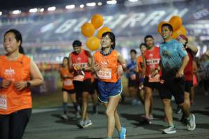 BIB: 88216, 529
                            <button type="button" onclick="openModal(14504896)" class="btn btn-primary btn-sm float-right btn-popup" data-toggle="modal" data-target=".modal-high-quality">
                        <i class="fas fa-shopping-cart"></i> Add to Cart
                    </button>
                                            <button type="button" onclick="isThisMe(14504896, true)" class="btn btn-success btn-sm float-right btn-popup btn-isme hidden" data-toggle="tooltip" data-placement="bottom" title="นี่คือรูปของคุณใช่ไหม คลิกที่นี่เพื่อเอาเข้าอัลบั้ม">
                        <i class="fas fa-plus"></i> Add to album
                    </button>
                    <button type="button" onclick="isThisMe(14504896, false)" class="btn btn-warning btn-sm float-right btn-popup btn-isnotme hidden">
                        <i class="fas fa-ban"></i> Remove from album
                    </button>