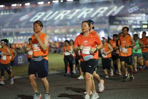 BIB: 130, 2755, 964
                            <button type="button" onclick="openModal(14511230)" class="btn btn-primary btn-sm float-right btn-popup" data-toggle="modal" data-target=".modal-high-quality">
                        <i class="fas fa-shopping-cart"></i> Add to Cart
                    </button>
                                            <button type="button" onclick="isThisMe(14511230, true)" class="btn btn-success btn-sm float-right btn-popup btn-isme hidden" data-toggle="tooltip" data-placement="bottom" title="นี่คือรูปของคุณใช่ไหม คลิกที่นี่เพื่อเอาเข้าอัลบั้ม">
                        <i class="fas fa-plus"></i> Add to album
                    </button>
                    <button type="button" onclick="isThisMe(14511230, false)" class="btn btn-warning btn-sm float-right btn-popup btn-isnotme hidden">
                        <i class="fas fa-ban"></i> Remove from album
                    </button>