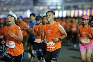 BIB: 23195, 28258, 75205
                            <button type="button" onclick="openModal(14376098)" class="btn btn-primary btn-sm float-right btn-popup" data-toggle="modal" data-target=".modal-high-quality">
                        <i class="fas fa-shopping-cart"></i> Add to Cart
                    </button>
                                            <button type="button" onclick="isThisMe(14376098, true)" class="btn btn-success btn-sm float-right btn-popup btn-isme hidden" data-toggle="tooltip" data-placement="bottom" title="นี่คือรูปของคุณใช่ไหม คลิกที่นี่เพื่อเอาเข้าอัลบั้ม">
                        <i class="fas fa-plus"></i> Add to album
                    </button>
                    <button type="button" onclick="isThisMe(14376098, false)" class="btn btn-warning btn-sm float-right btn-popup btn-isnotme hidden">
                        <i class="fas fa-ban"></i> Remove from album
                    </button>