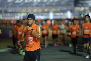 BIB: 21434
                            <button type="button" onclick="openModal(14621905)" class="btn btn-primary btn-sm float-right btn-popup" data-toggle="modal" data-target=".modal-high-quality">
                        <i class="fas fa-shopping-cart"></i> Add to Cart
                    </button>
                                            <button type="button" onclick="isThisMe(14621905, true)" class="btn btn-success btn-sm float-right btn-popup btn-isme hidden" data-toggle="tooltip" data-placement="bottom" title="นี่คือรูปของคุณใช่ไหม คลิกที่นี่เพื่อเอาเข้าอัลบั้ม">
                        <i class="fas fa-plus"></i> Add to album
                    </button>
                    <button type="button" onclick="isThisMe(14621905, false)" class="btn btn-warning btn-sm float-right btn-popup btn-isnotme hidden">
                        <i class="fas fa-ban"></i> Remove from album
                    </button>