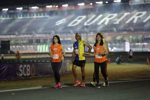 BIB: 01239
                            <button type="button" onclick="openModal(14564296)" class="btn btn-primary btn-sm float-right btn-popup" data-toggle="modal" data-target=".modal-high-quality">
                        <i class="fas fa-shopping-cart"></i> Add to Cart
                    </button>
                                            <button type="button" onclick="isThisMe(14564296, true)" class="btn btn-success btn-sm float-right btn-popup btn-isme hidden" data-toggle="tooltip" data-placement="bottom" title="นี่คือรูปของคุณใช่ไหม คลิกที่นี่เพื่อเอาเข้าอัลบั้ม">
                        <i class="fas fa-plus"></i> Add to album
                    </button>
                    <button type="button" onclick="isThisMe(14564296, false)" class="btn btn-warning btn-sm float-right btn-popup btn-isnotme hidden">
                        <i class="fas fa-ban"></i> Remove from album
                    </button>