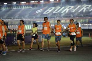 BIB: 26526, 2875, 29673, 296
                            <button type="button" onclick="openModal(14543931)" class="btn btn-primary btn-sm float-right btn-popup" data-toggle="modal" data-target=".modal-high-quality">
                        <i class="fas fa-shopping-cart"></i> Add to Cart
                    </button>
                                            <button type="button" onclick="isThisMe(14543931, true)" class="btn btn-success btn-sm float-right btn-popup btn-isme hidden" data-toggle="tooltip" data-placement="bottom" title="นี่คือรูปของคุณใช่ไหม คลิกที่นี่เพื่อเอาเข้าอัลบั้ม">
                        <i class="fas fa-plus"></i> Add to album
                    </button>
                    <button type="button" onclick="isThisMe(14543931, false)" class="btn btn-warning btn-sm float-right btn-popup btn-isnotme hidden">
                        <i class="fas fa-ban"></i> Remove from album
                    </button>