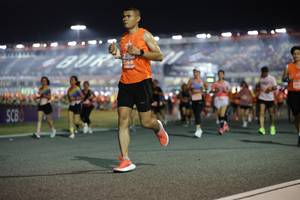 BIB: 2165
                            <button type="button" onclick="openModal(14583705)" class="btn btn-primary btn-sm float-right btn-popup" data-toggle="modal" data-target=".modal-high-quality">
                        <i class="fas fa-shopping-cart"></i> Add to Cart
                    </button>
                                            <button type="button" onclick="isThisMe(14583705, true)" class="btn btn-success btn-sm float-right btn-popup btn-isme hidden" data-toggle="tooltip" data-placement="bottom" title="นี่คือรูปของคุณใช่ไหม คลิกที่นี่เพื่อเอาเข้าอัลบั้ม">
                        <i class="fas fa-plus"></i> Add to album
                    </button>
                    <button type="button" onclick="isThisMe(14583705, false)" class="btn btn-warning btn-sm float-right btn-popup btn-isnotme hidden">
                        <i class="fas fa-ban"></i> Remove from album
                    </button>