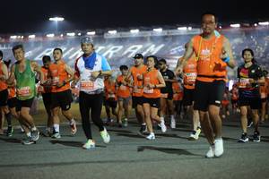 BIB: 21586, 27253, 25510, 27184
                            <button type="button" onclick="openModal(14602539)" class="btn btn-primary btn-sm float-right btn-popup" data-toggle="modal" data-target=".modal-high-quality">
                        <i class="fas fa-shopping-cart"></i> Add to Cart
                    </button>
                                            <button type="button" onclick="isThisMe(14602539, true)" class="btn btn-success btn-sm float-right btn-popup btn-isme hidden" data-toggle="tooltip" data-placement="bottom" title="นี่คือรูปของคุณใช่ไหม คลิกที่นี่เพื่อเอาเข้าอัลบั้ม">
                        <i class="fas fa-plus"></i> Add to album
                    </button>
                    <button type="button" onclick="isThisMe(14602539, false)" class="btn btn-warning btn-sm float-right btn-popup btn-isnotme hidden">
                        <i class="fas fa-ban"></i> Remove from album
                    </button>