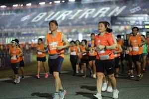 BIB: 27555, 24680
                            <button type="button" onclick="openModal(14511103)" class="btn btn-primary btn-sm float-right btn-popup" data-toggle="modal" data-target=".modal-high-quality">
                        <i class="fas fa-shopping-cart"></i> Add to Cart
                    </button>
                                            <button type="button" onclick="isThisMe(14511103, true)" class="btn btn-success btn-sm float-right btn-popup btn-isme hidden" data-toggle="tooltip" data-placement="bottom" title="นี่คือรูปของคุณใช่ไหม คลิกที่นี่เพื่อเอาเข้าอัลบั้ม">
                        <i class="fas fa-plus"></i> Add to album
                    </button>
                    <button type="button" onclick="isThisMe(14511103, false)" class="btn btn-warning btn-sm float-right btn-popup btn-isnotme hidden">
                        <i class="fas fa-ban"></i> Remove from album
                    </button>