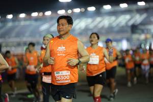 BIB: 26300
                            <button type="button" onclick="openModal(14443351)" class="btn btn-primary btn-sm float-right btn-popup" data-toggle="modal" data-target=".modal-high-quality">
                        <i class="fas fa-shopping-cart"></i> Add to Cart
                    </button>
                                            <button type="button" onclick="isThisMe(14443351, true)" class="btn btn-success btn-sm float-right btn-popup btn-isme hidden" data-toggle="tooltip" data-placement="bottom" title="นี่คือรูปของคุณใช่ไหม คลิกที่นี่เพื่อเอาเข้าอัลบั้ม">
                        <i class="fas fa-plus"></i> Add to album
                    </button>
                    <button type="button" onclick="isThisMe(14443351, false)" class="btn btn-warning btn-sm float-right btn-popup btn-isnotme hidden">
                        <i class="fas fa-ban"></i> Remove from album
                    </button>