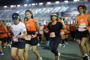 BIB: 29444, 29430, 22519
                            <button type="button" onclick="openModal(14483740)" class="btn btn-primary btn-sm float-right btn-popup" data-toggle="modal" data-target=".modal-high-quality">
                        <i class="fas fa-shopping-cart"></i> Add to Cart
                    </button>
                                            <button type="button" onclick="isThisMe(14483740, true)" class="btn btn-success btn-sm float-right btn-popup btn-isme hidden" data-toggle="tooltip" data-placement="bottom" title="นี่คือรูปของคุณใช่ไหม คลิกที่นี่เพื่อเอาเข้าอัลบั้ม">
                        <i class="fas fa-plus"></i> Add to album
                    </button>
                    <button type="button" onclick="isThisMe(14483740, false)" class="btn btn-warning btn-sm float-right btn-popup btn-isnotme hidden">
                        <i class="fas fa-ban"></i> Remove from album
                    </button>