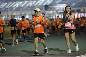 BIB: 29297, 26694
                            <button type="button" onclick="openModal(14511278)" class="btn btn-primary btn-sm float-right btn-popup" data-toggle="modal" data-target=".modal-high-quality">
                        <i class="fas fa-shopping-cart"></i> Add to Cart
                    </button>
                                            <button type="button" onclick="isThisMe(14511278, true)" class="btn btn-success btn-sm float-right btn-popup btn-isme hidden" data-toggle="tooltip" data-placement="bottom" title="นี่คือรูปของคุณใช่ไหม คลิกที่นี่เพื่อเอาเข้าอัลบั้ม">
                        <i class="fas fa-plus"></i> Add to album
                    </button>
                    <button type="button" onclick="isThisMe(14511278, false)" class="btn btn-warning btn-sm float-right btn-popup btn-isnotme hidden">
                        <i class="fas fa-ban"></i> Remove from album
                    </button>