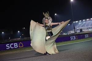 BIB: 293
                            <button type="button" onclick="openModal(14568456)" class="btn btn-primary btn-sm float-right btn-popup" data-toggle="modal" data-target=".modal-high-quality">
                        <i class="fas fa-shopping-cart"></i> Add to Cart
                    </button>
                                            <button type="button" onclick="isThisMe(14568456, true)" class="btn btn-success btn-sm float-right btn-popup btn-isme hidden" data-toggle="tooltip" data-placement="bottom" title="นี่คือรูปของคุณใช่ไหม คลิกที่นี่เพื่อเอาเข้าอัลบั้ม">
                        <i class="fas fa-plus"></i> Add to album
                    </button>
                    <button type="button" onclick="isThisMe(14568456, false)" class="btn btn-warning btn-sm float-right btn-popup btn-isnotme hidden">
                        <i class="fas fa-ban"></i> Remove from album
                    </button>