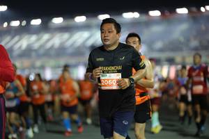 BIB: 2060
                            <button type="button" onclick="openModal(14463555)" class="btn btn-primary btn-sm float-right btn-popup" data-toggle="modal" data-target=".modal-high-quality">
                        <i class="fas fa-shopping-cart"></i> Add to Cart
                    </button>
                                            <button type="button" onclick="isThisMe(14463555, true)" class="btn btn-success btn-sm float-right btn-popup btn-isme hidden" data-toggle="tooltip" data-placement="bottom" title="นี่คือรูปของคุณใช่ไหม คลิกที่นี่เพื่อเอาเข้าอัลบั้ม">
                        <i class="fas fa-plus"></i> Add to album
                    </button>
                    <button type="button" onclick="isThisMe(14463555, false)" class="btn btn-warning btn-sm float-right btn-popup btn-isnotme hidden">
                        <i class="fas fa-ban"></i> Remove from album
                    </button>