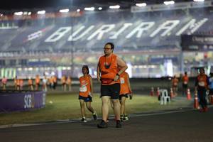 BIB: 
                            <button type="button" onclick="openModal(14553474)" class="btn btn-primary btn-sm float-right btn-popup" data-toggle="modal" data-target=".modal-high-quality">
                        <i class="fas fa-shopping-cart"></i> Add to Cart
                    </button>
                                            <button type="button" onclick="isThisMe(14553474, true)" class="btn btn-success btn-sm float-right btn-popup btn-isme hidden" data-toggle="tooltip" data-placement="bottom" title="นี่คือรูปของคุณใช่ไหม คลิกที่นี่เพื่อเอาเข้าอัลบั้ม">
                        <i class="fas fa-plus"></i> Add to album
                    </button>
                    <button type="button" onclick="isThisMe(14553474, false)" class="btn btn-warning btn-sm float-right btn-popup btn-isnotme hidden">
                        <i class="fas fa-ban"></i> Remove from album
                    </button>