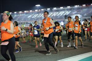 BIB: 25583, 26486
                            <button type="button" onclick="openModal(14517372)" class="btn btn-primary btn-sm float-right btn-popup" data-toggle="modal" data-target=".modal-high-quality">
                        <i class="fas fa-shopping-cart"></i> Add to Cart
                    </button>
                                            <button type="button" onclick="isThisMe(14517372, true)" class="btn btn-success btn-sm float-right btn-popup btn-isme hidden" data-toggle="tooltip" data-placement="bottom" title="นี่คือรูปของคุณใช่ไหม คลิกที่นี่เพื่อเอาเข้าอัลบั้ม">
                        <i class="fas fa-plus"></i> Add to album
                    </button>
                    <button type="button" onclick="isThisMe(14517372, false)" class="btn btn-warning btn-sm float-right btn-popup btn-isnotme hidden">
                        <i class="fas fa-ban"></i> Remove from album
                    </button>