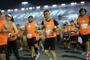 BIB: 25666, 25001, 25201
                            <button type="button" onclick="openModal(14487675)" class="btn btn-primary btn-sm float-right btn-popup" data-toggle="modal" data-target=".modal-high-quality">
                        <i class="fas fa-shopping-cart"></i> Add to Cart
                    </button>
                                            <button type="button" onclick="isThisMe(14487675, true)" class="btn btn-success btn-sm float-right btn-popup btn-isme hidden" data-toggle="tooltip" data-placement="bottom" title="นี่คือรูปของคุณใช่ไหม คลิกที่นี่เพื่อเอาเข้าอัลบั้ม">
                        <i class="fas fa-plus"></i> Add to album
                    </button>
                    <button type="button" onclick="isThisMe(14487675, false)" class="btn btn-warning btn-sm float-right btn-popup btn-isnotme hidden">
                        <i class="fas fa-ban"></i> Remove from album
                    </button>