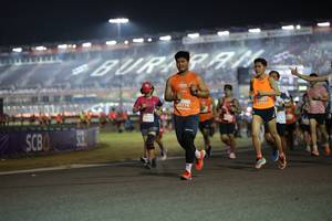 BIB: 5776
                            <button type="button" onclick="openModal(14556991)" class="btn btn-primary btn-sm float-right btn-popup" data-toggle="modal" data-target=".modal-high-quality">
                        <i class="fas fa-shopping-cart"></i> Add to Cart
                    </button>
                                            <button type="button" onclick="isThisMe(14556991, true)" class="btn btn-success btn-sm float-right btn-popup btn-isme hidden" data-toggle="tooltip" data-placement="bottom" title="นี่คือรูปของคุณใช่ไหม คลิกที่นี่เพื่อเอาเข้าอัลบั้ม">
                        <i class="fas fa-plus"></i> Add to album
                    </button>
                    <button type="button" onclick="isThisMe(14556991, false)" class="btn btn-warning btn-sm float-right btn-popup btn-isnotme hidden">
                        <i class="fas fa-ban"></i> Remove from album
                    </button>