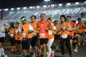 BIB: 440, 25219, 26128, 27955
                            <button type="button" onclick="openModal(14495959)" class="btn btn-primary btn-sm float-right btn-popup" data-toggle="modal" data-target=".modal-high-quality">
                        <i class="fas fa-shopping-cart"></i> Add to Cart
                    </button>
                                            <button type="button" onclick="isThisMe(14495959, true)" class="btn btn-success btn-sm float-right btn-popup btn-isme hidden" data-toggle="tooltip" data-placement="bottom" title="นี่คือรูปของคุณใช่ไหม คลิกที่นี่เพื่อเอาเข้าอัลบั้ม">
                        <i class="fas fa-plus"></i> Add to album
                    </button>
                    <button type="button" onclick="isThisMe(14495959, false)" class="btn btn-warning btn-sm float-right btn-popup btn-isnotme hidden">
                        <i class="fas fa-ban"></i> Remove from album
                    </button>