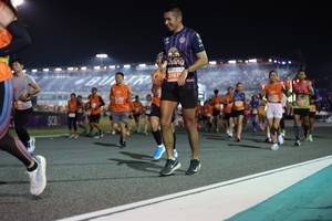 BIB: 2187
                            <button type="button" onclick="openModal(14586120)" class="btn btn-primary btn-sm float-right btn-popup" data-toggle="modal" data-target=".modal-high-quality">
                        <i class="fas fa-shopping-cart"></i> Add to Cart
                    </button>
                                            <button type="button" onclick="isThisMe(14586120, true)" class="btn btn-success btn-sm float-right btn-popup btn-isme hidden" data-toggle="tooltip" data-placement="bottom" title="นี่คือรูปของคุณใช่ไหม คลิกที่นี่เพื่อเอาเข้าอัลบั้ม">
                        <i class="fas fa-plus"></i> Add to album
                    </button>
                    <button type="button" onclick="isThisMe(14586120, false)" class="btn btn-warning btn-sm float-right btn-popup btn-isnotme hidden">
                        <i class="fas fa-ban"></i> Remove from album
                    </button>