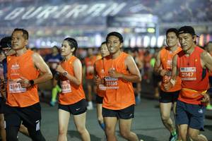 BIB: 21147, 2861, 486, 25885
                            <button type="button" onclick="openModal(14392685)" class="btn btn-primary btn-sm float-right btn-popup" data-toggle="modal" data-target=".modal-high-quality">
                        <i class="fas fa-shopping-cart"></i> Add to Cart
                    </button>
                                            <button type="button" onclick="isThisMe(14392685, true)" class="btn btn-success btn-sm float-right btn-popup btn-isme hidden" data-toggle="tooltip" data-placement="bottom" title="นี่คือรูปของคุณใช่ไหม คลิกที่นี่เพื่อเอาเข้าอัลบั้ม">
                        <i class="fas fa-plus"></i> Add to album
                    </button>
                    <button type="button" onclick="isThisMe(14392685, false)" class="btn btn-warning btn-sm float-right btn-popup btn-isnotme hidden">
                        <i class="fas fa-ban"></i> Remove from album
                    </button>