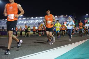 BIB: 25685, 25871
                            <button type="button" onclick="openModal(14610659)" class="btn btn-primary btn-sm float-right btn-popup" data-toggle="modal" data-target=".modal-high-quality">
                        <i class="fas fa-shopping-cart"></i> Add to Cart
                    </button>
                                            <button type="button" onclick="isThisMe(14610659, true)" class="btn btn-success btn-sm float-right btn-popup btn-isme hidden" data-toggle="tooltip" data-placement="bottom" title="นี่คือรูปของคุณใช่ไหม คลิกที่นี่เพื่อเอาเข้าอัลบั้ม">
                        <i class="fas fa-plus"></i> Add to album
                    </button>
                    <button type="button" onclick="isThisMe(14610659, false)" class="btn btn-warning btn-sm float-right btn-popup btn-isnotme hidden">
                        <i class="fas fa-ban"></i> Remove from album
                    </button>