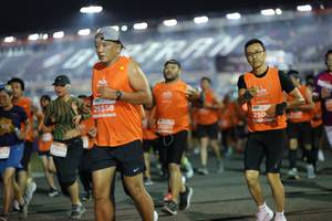 BIB: 26558, 250, 36201, 27533, 870
                            <button type="button" onclick="openModal(14487561)" class="btn btn-primary btn-sm float-right btn-popup" data-toggle="modal" data-target=".modal-high-quality">
                        <i class="fas fa-shopping-cart"></i> Add to Cart
                    </button>
                                            <button type="button" onclick="isThisMe(14487561, true)" class="btn btn-success btn-sm float-right btn-popup btn-isme hidden" data-toggle="tooltip" data-placement="bottom" title="นี่คือรูปของคุณใช่ไหม คลิกที่นี่เพื่อเอาเข้าอัลบั้ม">
                        <i class="fas fa-plus"></i> Add to album
                    </button>
                    <button type="button" onclick="isThisMe(14487561, false)" class="btn btn-warning btn-sm float-right btn-popup btn-isnotme hidden">
                        <i class="fas fa-ban"></i> Remove from album
                    </button>