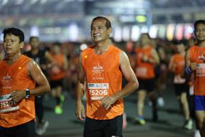 BIB: 75206, 75201
                            <button type="button" onclick="openModal(14653557)" class="btn btn-primary btn-sm float-right btn-popup" data-toggle="modal" data-target=".modal-high-quality">
                        <i class="fas fa-shopping-cart"></i> Add to Cart
                    </button>
                                            <button type="button" onclick="isThisMe(14653557, true)" class="btn btn-success btn-sm float-right btn-popup btn-isme hidden" data-toggle="tooltip" data-placement="bottom" title="นี่คือรูปของคุณใช่ไหม คลิกที่นี่เพื่อเอาเข้าอัลบั้ม">
                        <i class="fas fa-plus"></i> Add to album
                    </button>
                    <button type="button" onclick="isThisMe(14653557, false)" class="btn btn-warning btn-sm float-right btn-popup btn-isnotme hidden">
                        <i class="fas fa-ban"></i> Remove from album
                    </button>