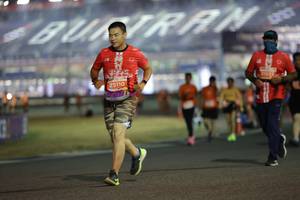 BIB: 1371, 25110, 21555
                            <button type="button" onclick="openModal(14550811)" class="btn btn-primary btn-sm float-right btn-popup" data-toggle="modal" data-target=".modal-high-quality">
                        <i class="fas fa-shopping-cart"></i> Add to Cart
                    </button>
                                            <button type="button" onclick="isThisMe(14550811, true)" class="btn btn-success btn-sm float-right btn-popup btn-isme hidden" data-toggle="tooltip" data-placement="bottom" title="นี่คือรูปของคุณใช่ไหม คลิกที่นี่เพื่อเอาเข้าอัลบั้ม">
                        <i class="fas fa-plus"></i> Add to album
                    </button>
                    <button type="button" onclick="isThisMe(14550811, false)" class="btn btn-warning btn-sm float-right btn-popup btn-isnotme hidden">
                        <i class="fas fa-ban"></i> Remove from album
                    </button>