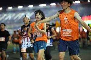 BIB: 25145, 27705, 185
                            <button type="button" onclick="openModal(14503238)" class="btn btn-primary btn-sm float-right btn-popup" data-toggle="modal" data-target=".modal-high-quality">
                        <i class="fas fa-shopping-cart"></i> Add to Cart
                    </button>
                                            <button type="button" onclick="isThisMe(14503238, true)" class="btn btn-success btn-sm float-right btn-popup btn-isme hidden" data-toggle="tooltip" data-placement="bottom" title="นี่คือรูปของคุณใช่ไหม คลิกที่นี่เพื่อเอาเข้าอัลบั้ม">
                        <i class="fas fa-plus"></i> Add to album
                    </button>
                    <button type="button" onclick="isThisMe(14503238, false)" class="btn btn-warning btn-sm float-right btn-popup btn-isnotme hidden">
                        <i class="fas fa-ban"></i> Remove from album
                    </button>