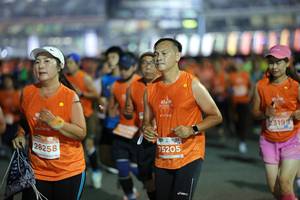 BIB: 23195, 28258, 75205
                            <button type="button" onclick="openModal(14375791)" class="btn btn-primary btn-sm float-right btn-popup" data-toggle="modal" data-target=".modal-high-quality">
                        <i class="fas fa-shopping-cart"></i> Add to Cart
                    </button>
                                            <button type="button" onclick="isThisMe(14375791, true)" class="btn btn-success btn-sm float-right btn-popup btn-isme hidden" data-toggle="tooltip" data-placement="bottom" title="นี่คือรูปของคุณใช่ไหม คลิกที่นี่เพื่อเอาเข้าอัลบั้ม">
                        <i class="fas fa-plus"></i> Add to album
                    </button>
                    <button type="button" onclick="isThisMe(14375791, false)" class="btn btn-warning btn-sm float-right btn-popup btn-isnotme hidden">
                        <i class="fas fa-ban"></i> Remove from album
                    </button>