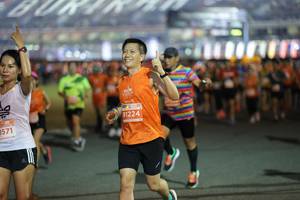 BIB: 91224, 3571
                            <button type="button" onclick="openModal(14619529)" class="btn btn-primary btn-sm float-right btn-popup" data-toggle="modal" data-target=".modal-high-quality">
                        <i class="fas fa-shopping-cart"></i> Add to Cart
                    </button>
                                            <button type="button" onclick="isThisMe(14619529, true)" class="btn btn-success btn-sm float-right btn-popup btn-isme hidden" data-toggle="tooltip" data-placement="bottom" title="นี่คือรูปของคุณใช่ไหม คลิกที่นี่เพื่อเอาเข้าอัลบั้ม">
                        <i class="fas fa-plus"></i> Add to album
                    </button>
                    <button type="button" onclick="isThisMe(14619529, false)" class="btn btn-warning btn-sm float-right btn-popup btn-isnotme hidden">
                        <i class="fas fa-ban"></i> Remove from album
                    </button>