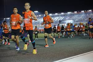 BIB: 26487, 1821, 437, , 
                            <button type="button" onclick="openModal(14592141)" class="btn btn-primary btn-sm float-right btn-popup" data-toggle="modal" data-target=".modal-high-quality">
                        <i class="fas fa-shopping-cart"></i> Add to Cart
                    </button>
                                            <button type="button" onclick="isThisMe(14592141, true)" class="btn btn-success btn-sm float-right btn-popup btn-isme hidden" data-toggle="tooltip" data-placement="bottom" title="นี่คือรูปของคุณใช่ไหม คลิกที่นี่เพื่อเอาเข้าอัลบั้ม">
                        <i class="fas fa-plus"></i> Add to album
                    </button>
                    <button type="button" onclick="isThisMe(14592141, false)" class="btn btn-warning btn-sm float-right btn-popup btn-isnotme hidden">
                        <i class="fas fa-ban"></i> Remove from album
                    </button>